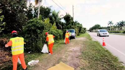 Big bulges on cops gay xxx On our last trash pick-up day, - drtuber.com